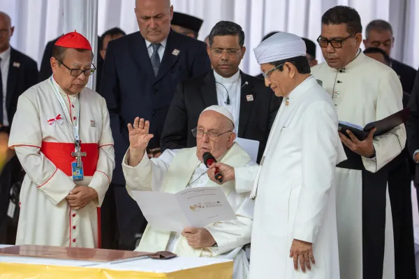 Indonesia ram Mosque ah Pope